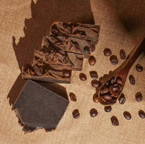 صابون منزلي بالعملية الباردة
